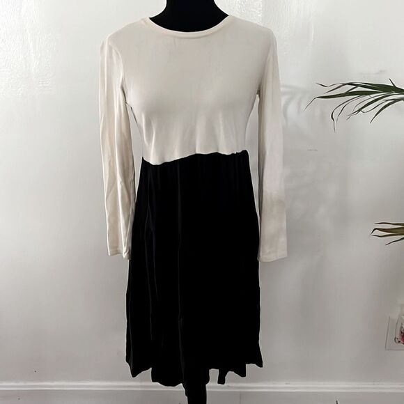 Zara Long Sleeve Tiered Black and Cream Dress - Picture 1 of 5